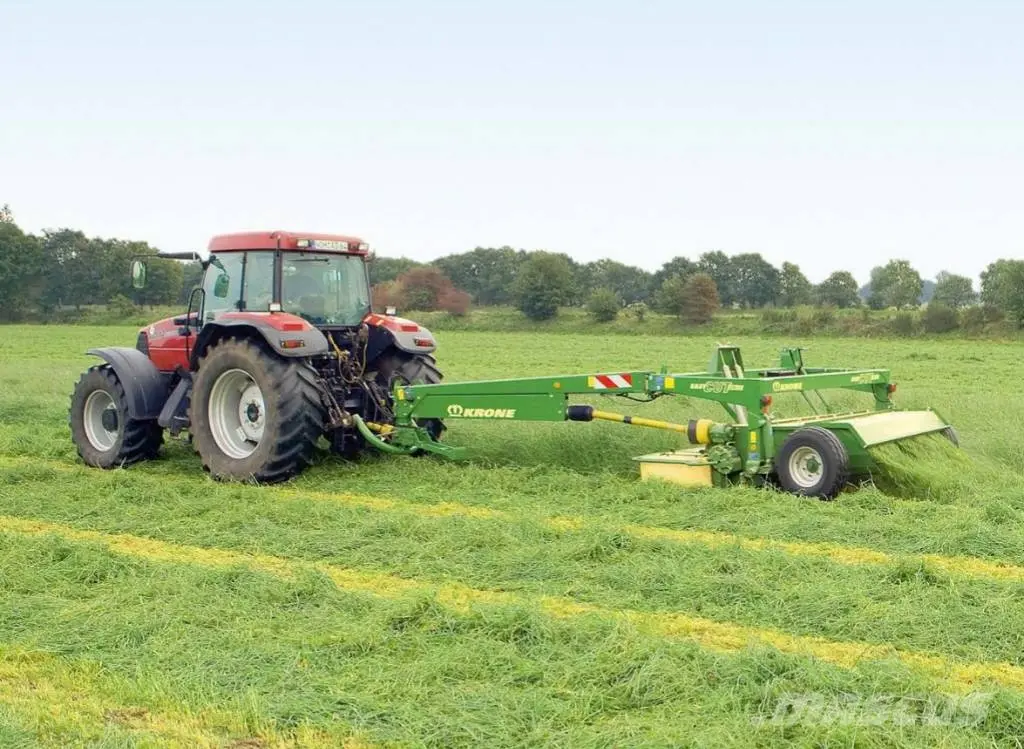 Naudota traktorinė šienapjovė